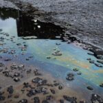 oil spill containment boom