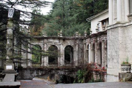 sanatorium building