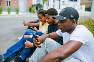 young people using smartphones