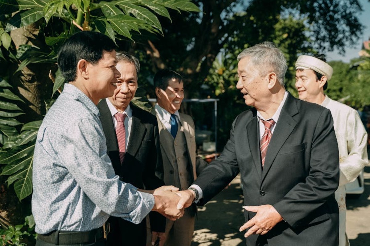 Xi Jinping Putin handshake
