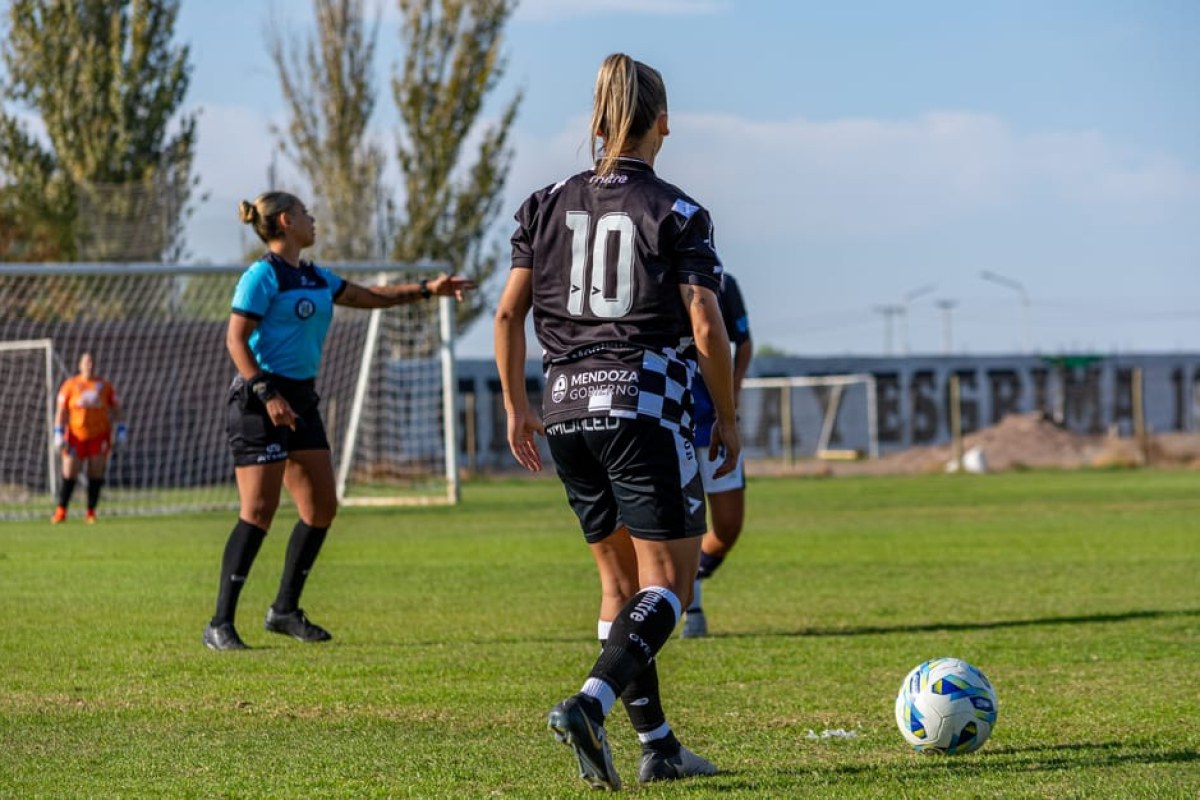Ewa Pajor football player