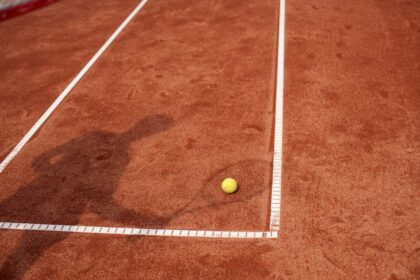 tennis match clay court