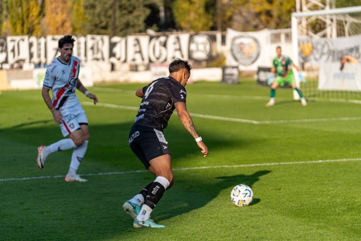 Jakub Kiwior football player