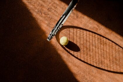 tennis match clay court