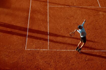 tennis match clay court