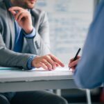 Czy można dołożyć własne pieniądze do projektu w trakcie? Urząd może odmówić