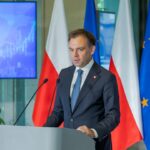 Premier Tusk i minister Domański przedstawili pakiet pięciu programów inwestycyjnych