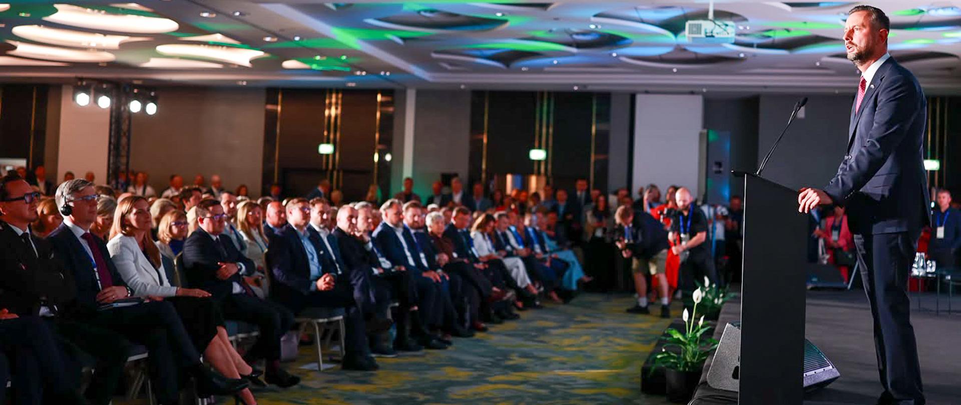Wicepremier Kosiniak-Kamysz: bezpieczeństwo energetyczne fundamentem obronności Polski