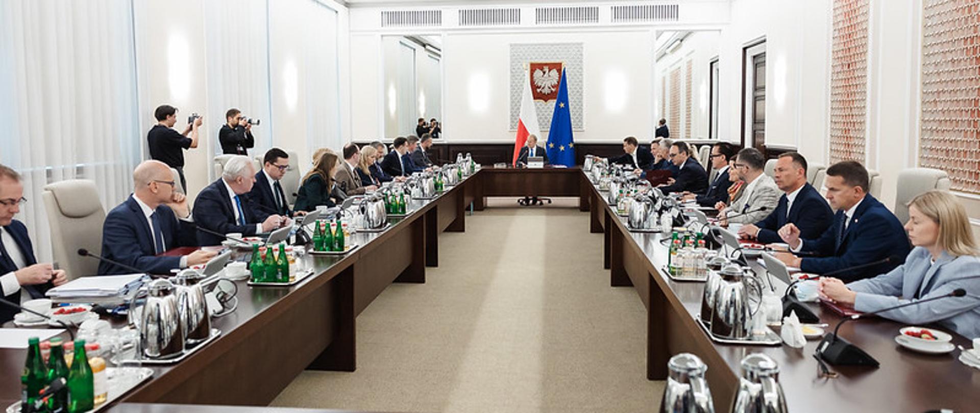 Rząd upoważnił MON do działań w sprawie stałej bazy USA w Polsce