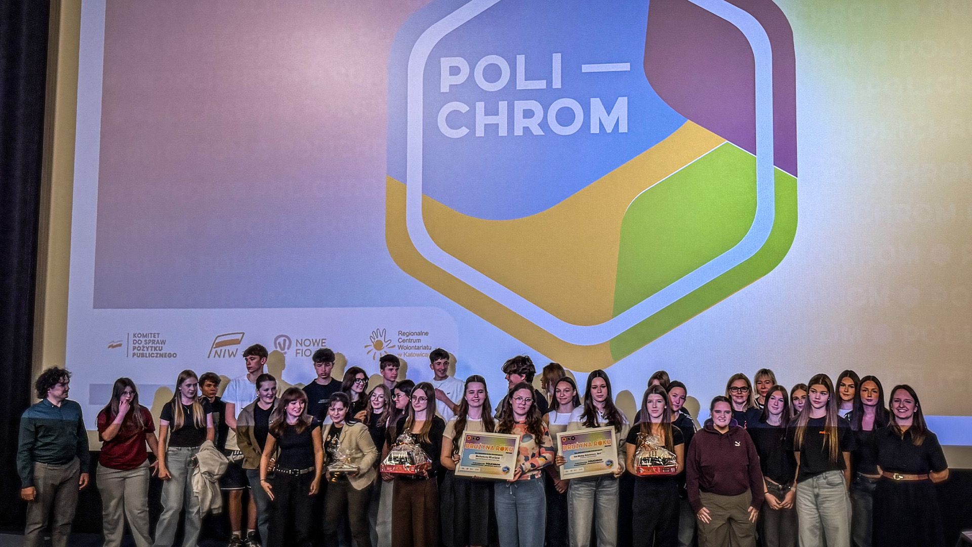 Ponad 300 wolontariuszy na finale gry POLICHROM w Katowicach