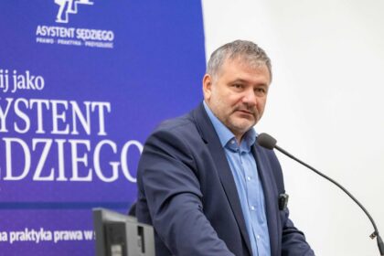 Minister Żurek zachęca studentów prawa do pracy w sądach