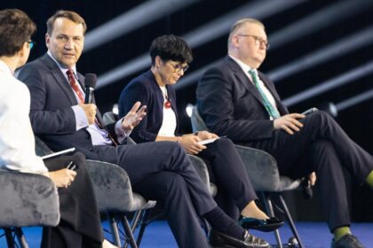 Wicepremier Sikorski na Konferencji Odbudowy Ukrainy w Gdańsku – rozmowy o członkostwie w UE i wsparciu
