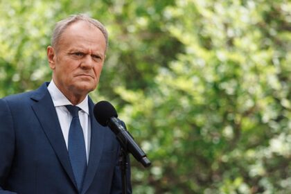 Premier Tusk zapowiada likwidację „saloników VIP” i przyspieszenie e-rejestracji w ochronie zdrowia
