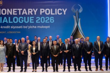 Polski wiceminister finansów na spotkaniu MFW i Banku Światowego w Taszkencie