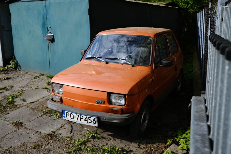 Fiat 126p jako ciągnik rolniczy – nietypowe drugie życie kultowego malucha