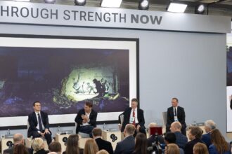 Sikorski w Kijowie: Rosja eskaluje, Europa musi odpowiedzieć wspólnie