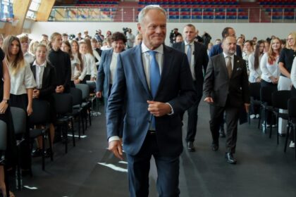Premier Tusk inauguruje rok szkolny w Wieluniu: „Niech będzie rokiem wrażliwości i szacunku”