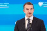 Rząd ponownie przyjmuje podatek od nadzwyczajnych zysków i zaostrza kary na przejazdach kolejowych