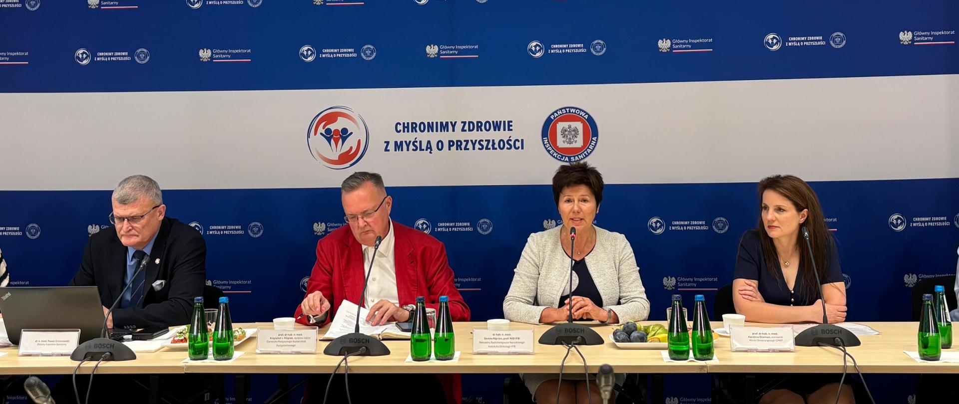 Rusza kampania "Nie odbieraj sobie głosu" — nowotwory głowy i szyi atakują coraz młodszych